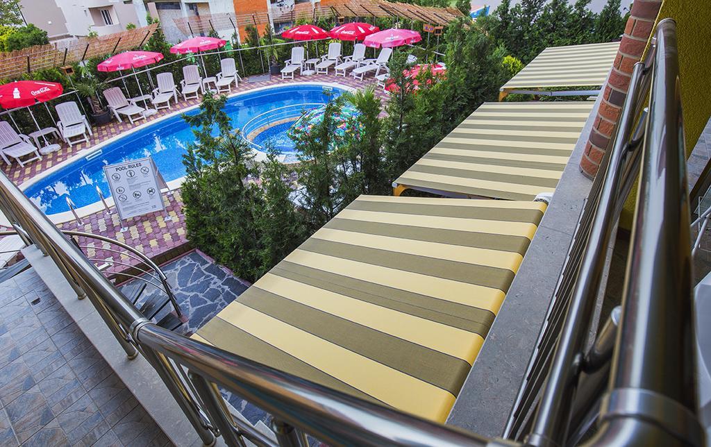 Jbh Hotel Sveti Vlas Bagian luar foto