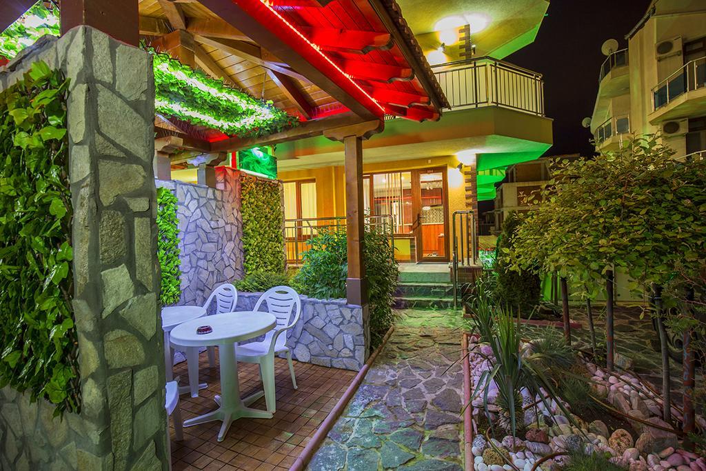 Jbh Hotel Sveti Vlas Bagian luar foto
