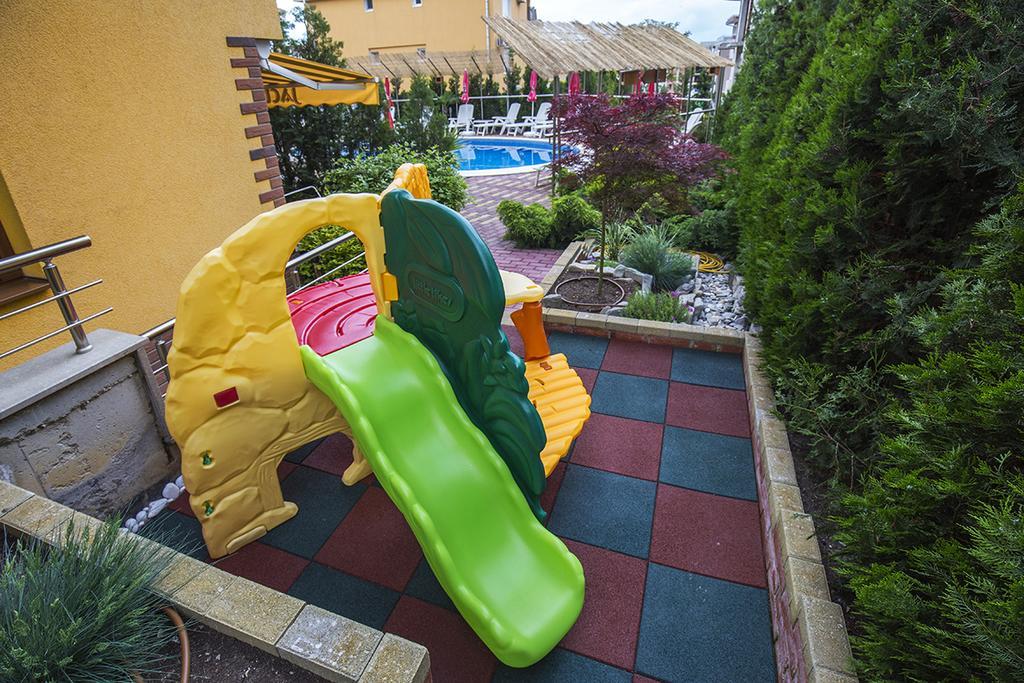 Jbh Hotel Sveti Vlas Bagian luar foto